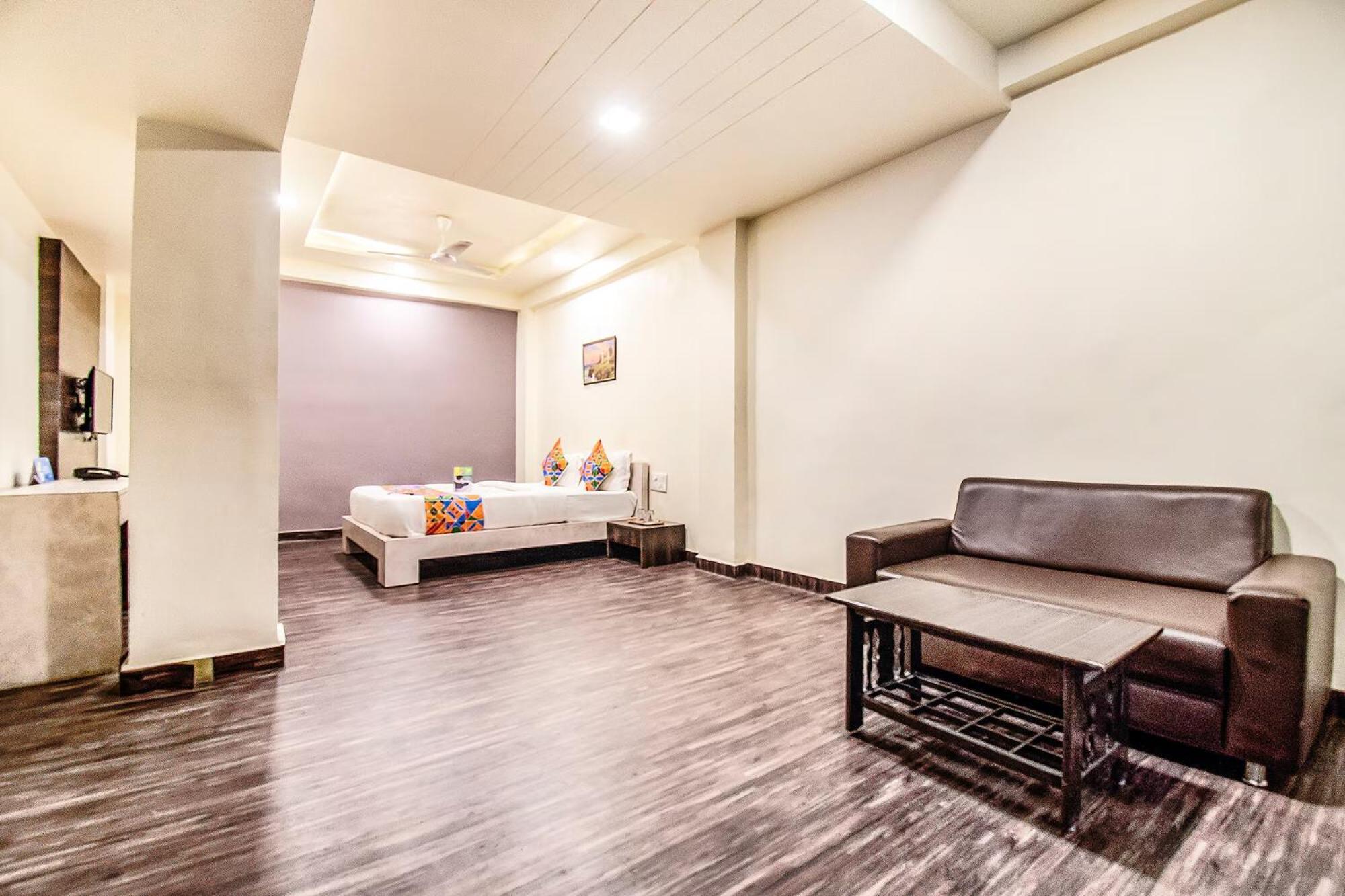 Fabhotel Maher Inn Ahmedabad Exterior foto