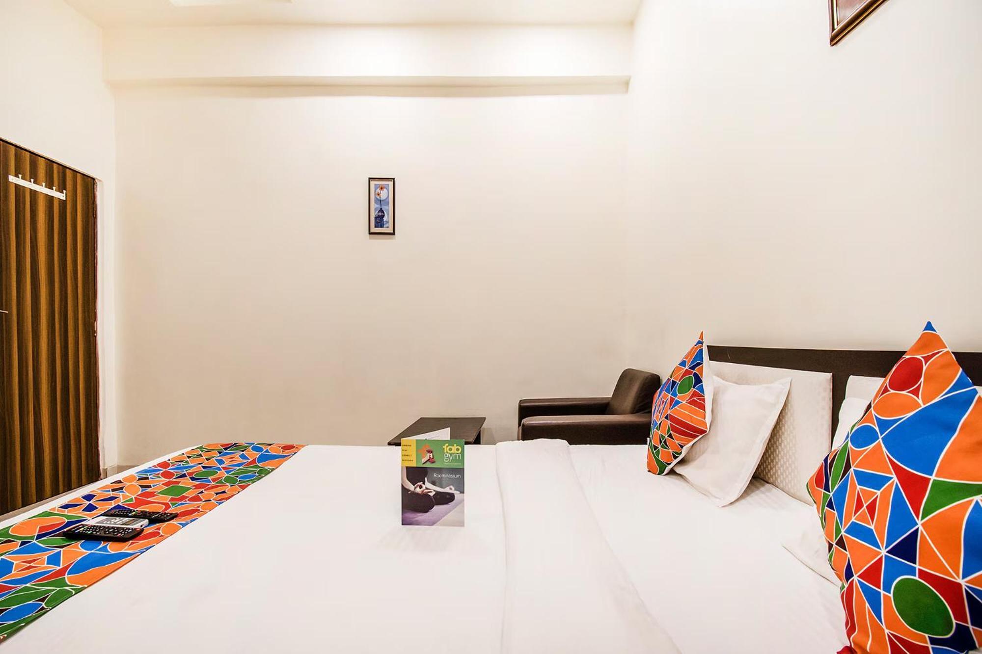 Fabhotel Maher Inn Ahmedabad Exterior foto